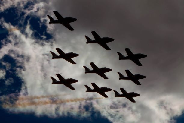 Click image for larger version. 

Name:	A Dark Day for the Snowbirds.jpg 
Views:	50 
Size:	28.1 KB 
ID:	24707