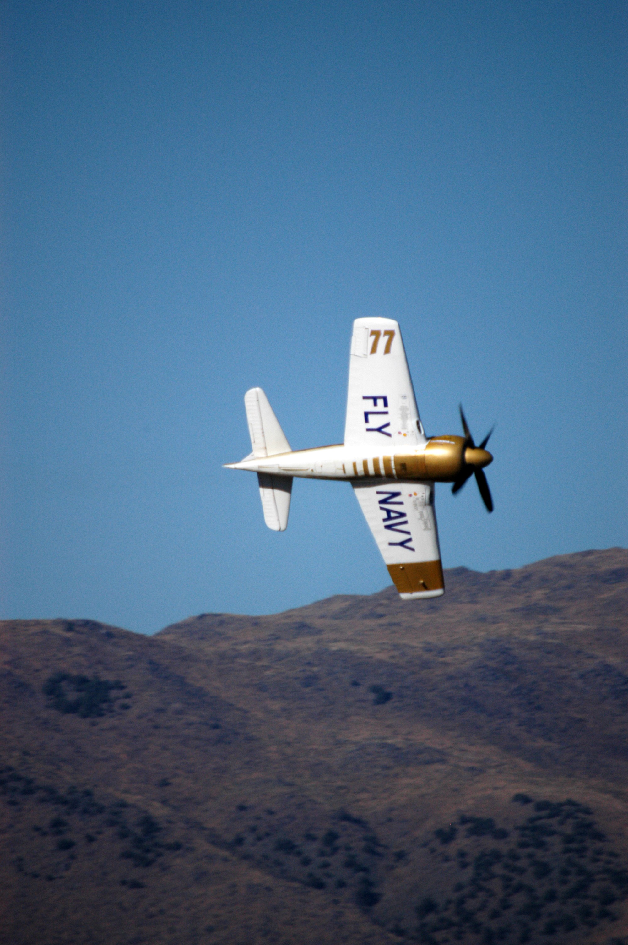 Click image for larger version. 

Name:	2005 Reno Air Races 658.JPG 
Views:	187 
Size:	1.00 MB 
ID:	24071