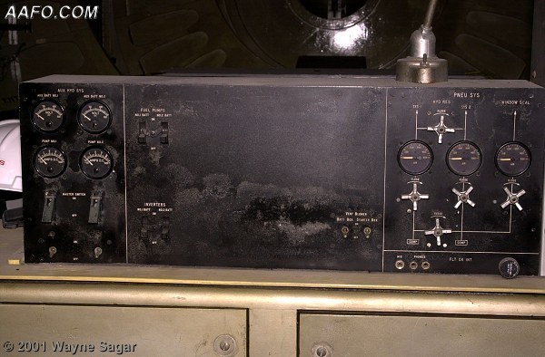 CLICK HERE OR BUTTON BELOW TO GO TO NEXT PAGE IN GALLERY